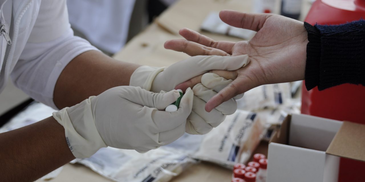 Cofepris al tanto de medicamento caduco y pruebas de VIH en Poza Rica