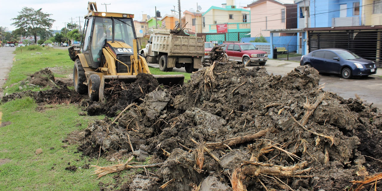 Respalda Ayuntamiento a vecinos del Fraccionamiento “Tajín”