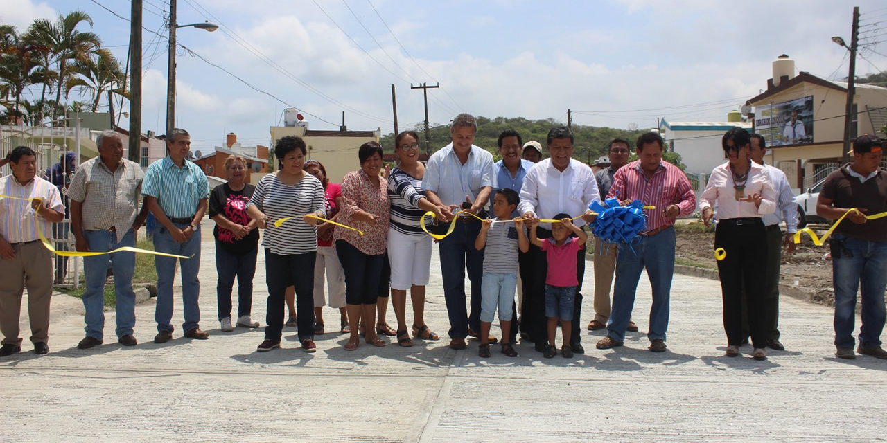 Entrega MSH importante obra en la “Tajín”