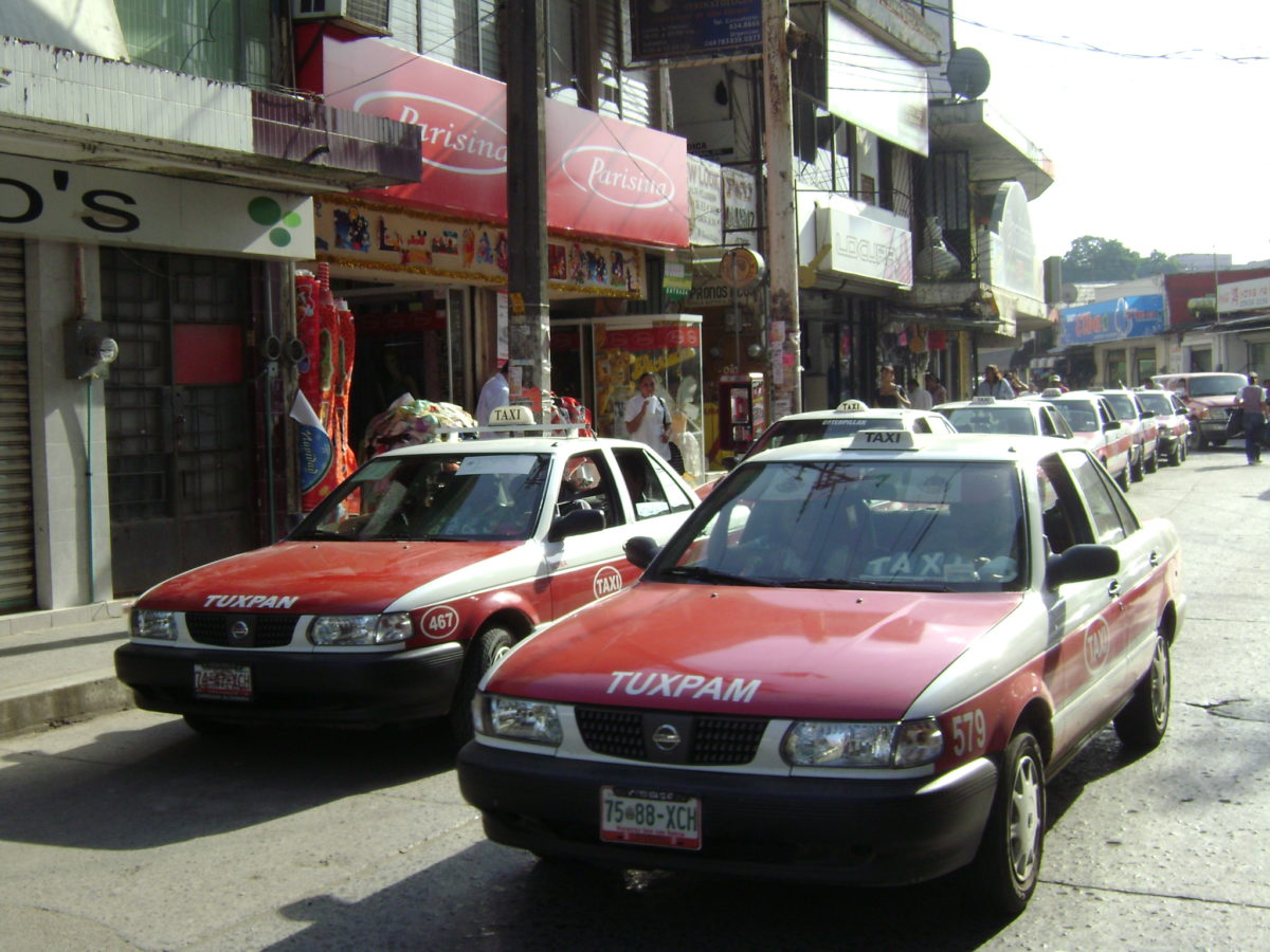 Revista vehicular, solo a empadronados cumplidos.