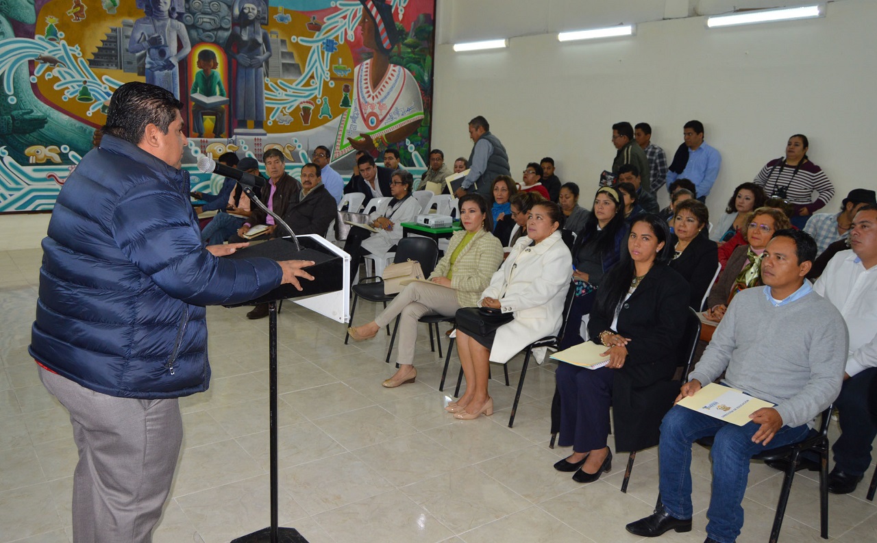 Dirección de Educación presenta plan de actividades 2018-2021 y da a conocer equipo de trabajo: Tuxpan