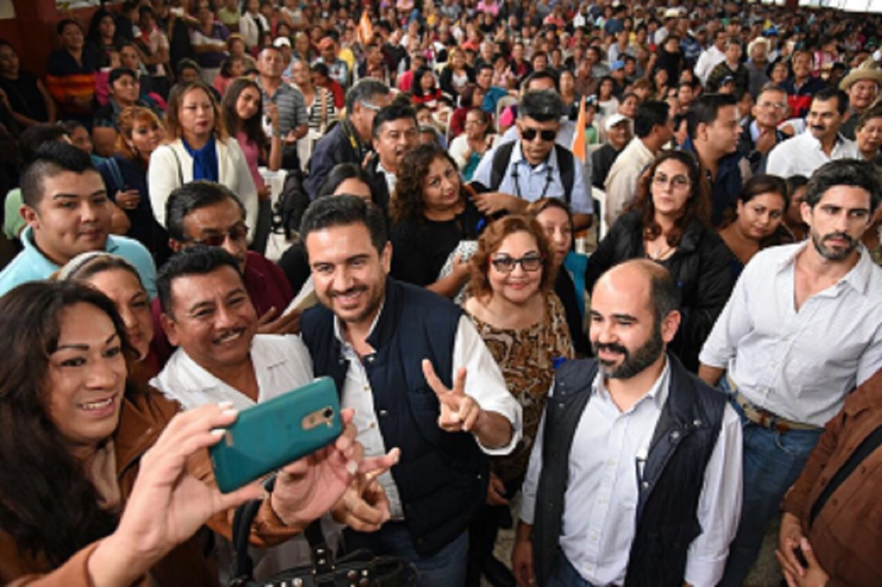 El cambio que juntos conseguimos debe consolidarse, la verdadera transformación de Veracruz apenas está comenzando”. – Miguel Ángel Yunes Márquez, precandidato del PAN a la gubernatura de Veracruz: Estado