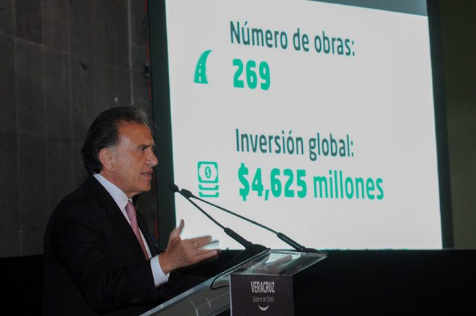 Invertirá el Gobernador Yunes casi 5 mil millones de pesos en obras carreteras para Veracruz: Estado