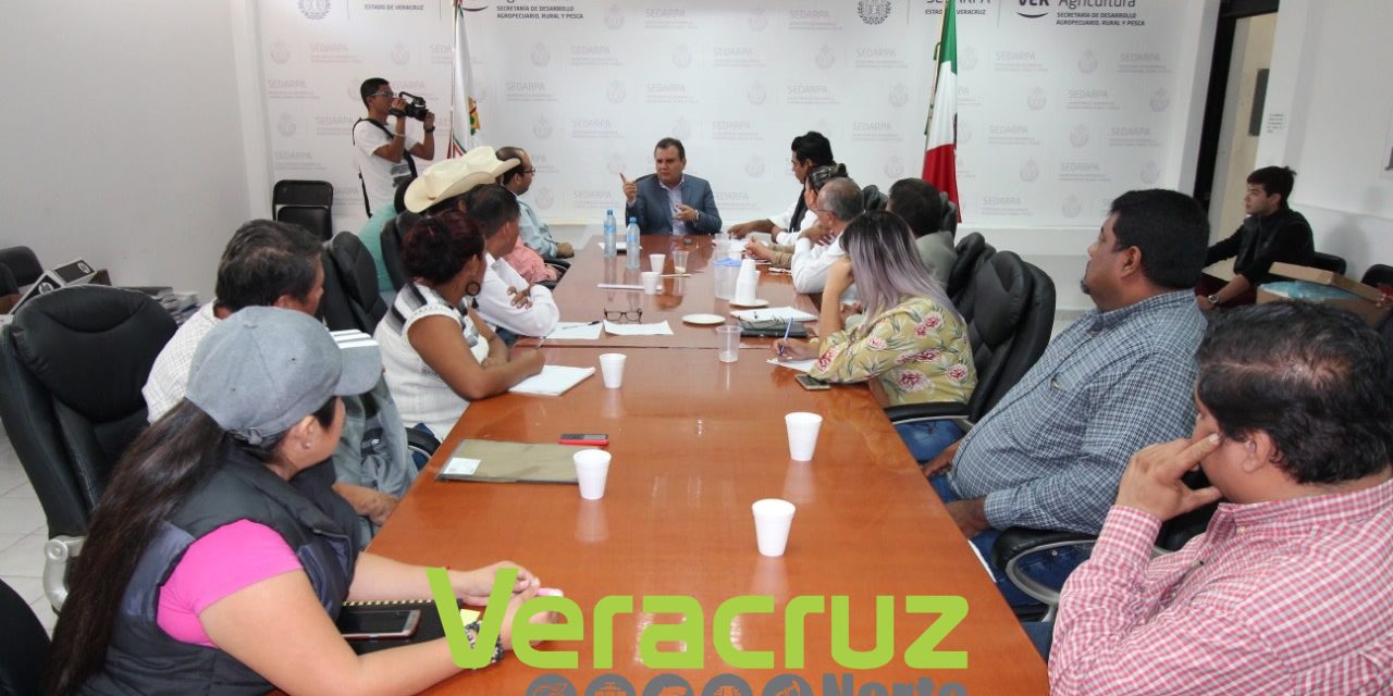 Atiende Sedarpa a integrantes de la UGOCP “Margarito Montes Parra”