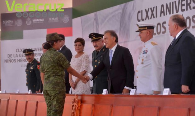 Reconoce Gobernador Yunes el gran apoyo de las Fuerzas Armadas en Veracruz