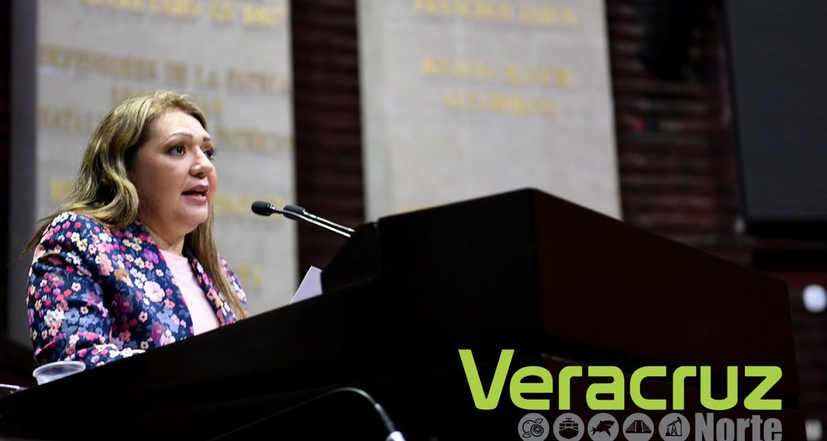 Rosario Guzmán a favor de la comparecencia del titular de la PGR