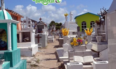 Panteón Municipal en  constante mantenimiento