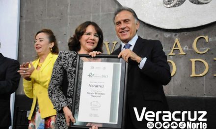 Recibe Veracruz el primer lugar al Máximo Esfuerzo a Nivel Nacional en salud