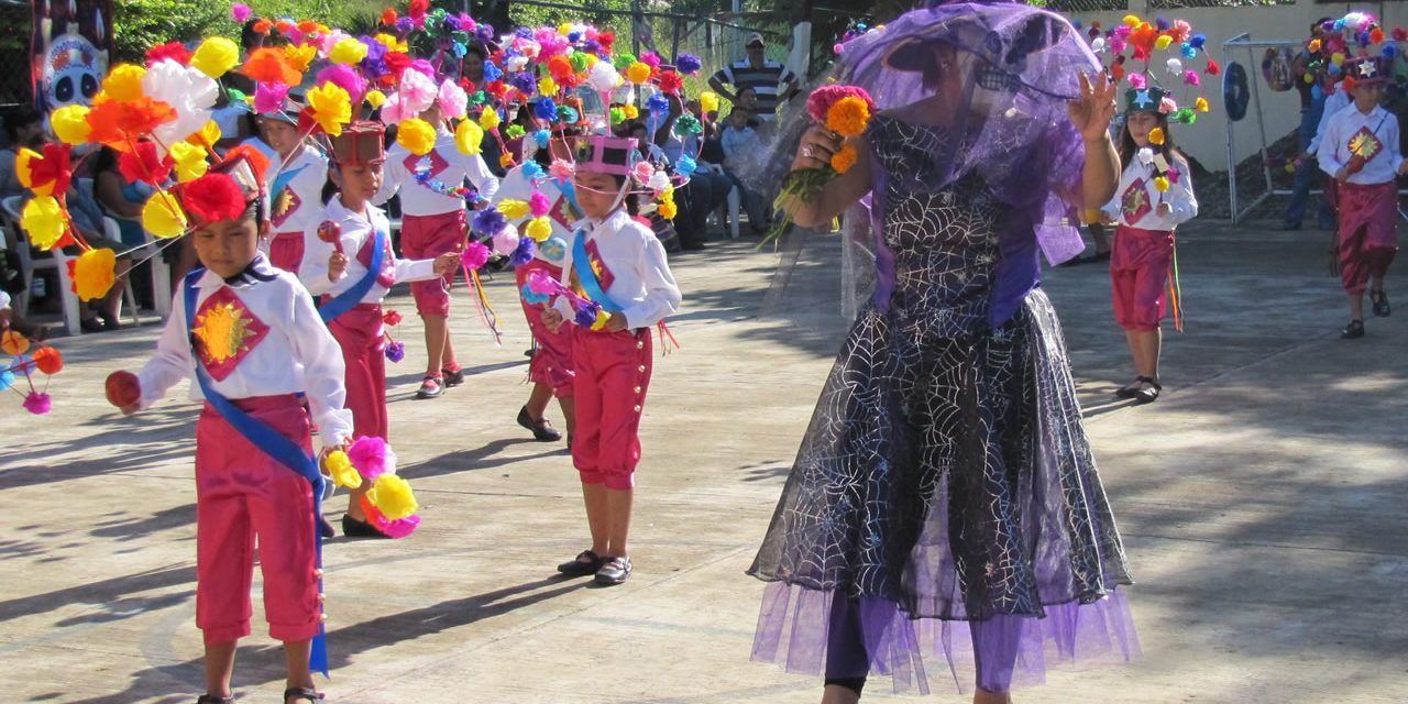 EXTENSO PROGRAMA CULTURAL POR EL “DÍA DE MUERTOS”