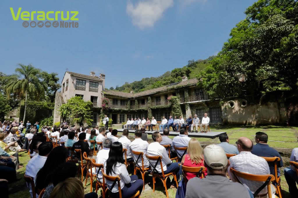 El Gobernador Yunes entrega a INECOL y CONACYT “El Faunito”, frustrada mansión de retiro de Javier Duarte de 6 hectáreas de extensión