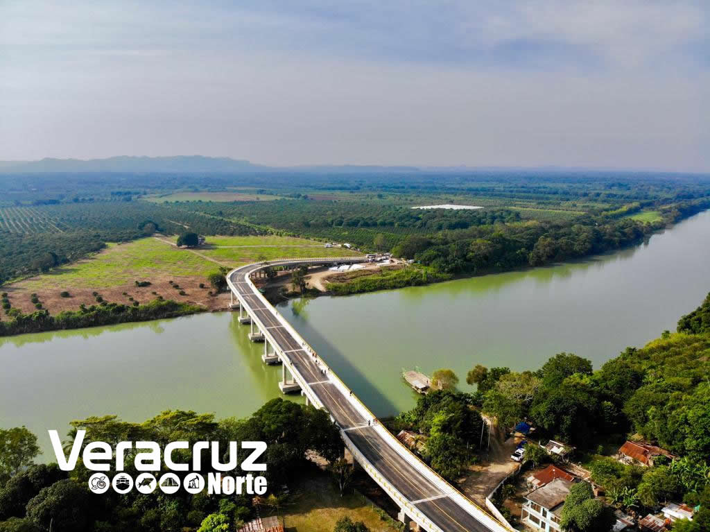Inaugura el Gobernador Yunes el Puente «El Ojite» sobre el río Tuxpan; comunica Álamo y los municipios de la Huasteca norte con el Puerto de Tuxpan