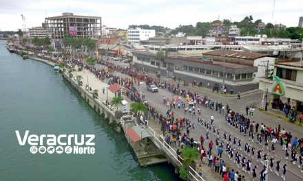 Espectacular desfile conmemorativo al 108 Aniversario de la Revolución Mexicana
