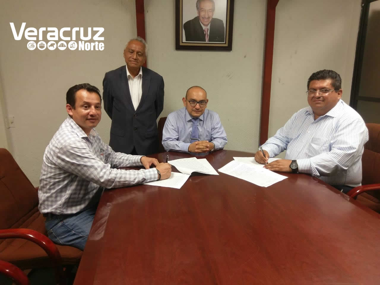Gobierno municipal y sindicato de trabajadores municipales pactan acuerdos