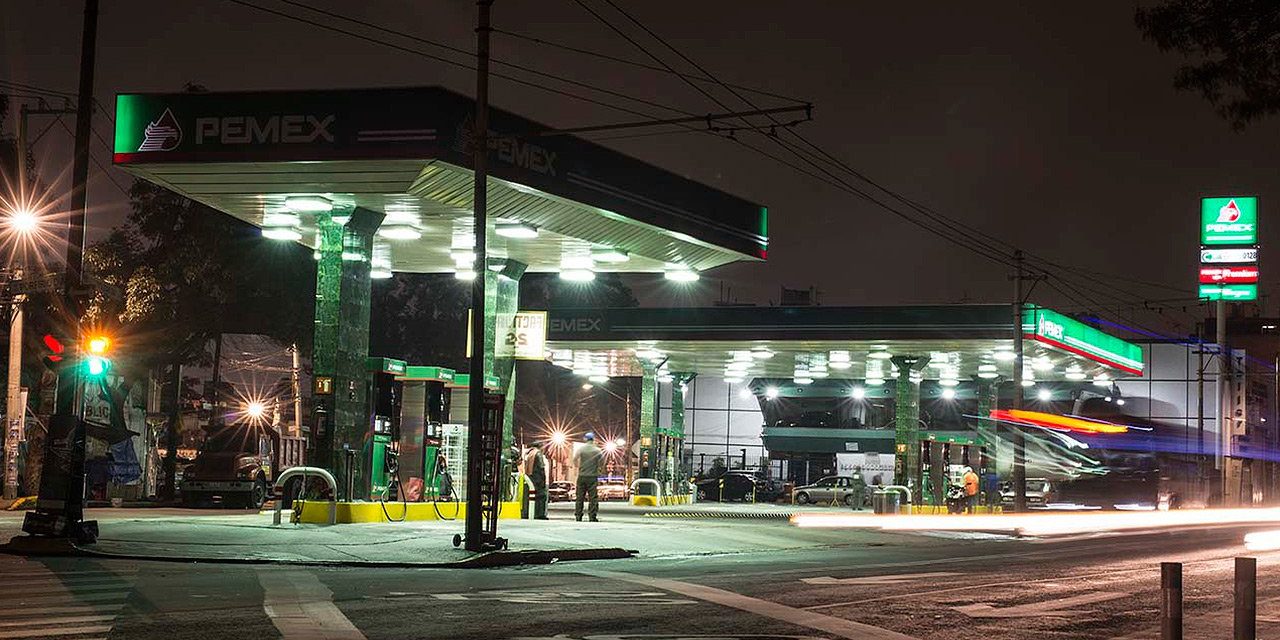 Pemex atiende retraso en la distribución de combustible