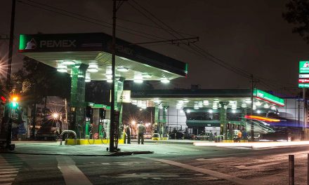 Pemex atiende retraso en la distribución de combustible