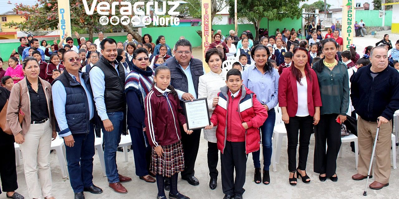 Constancia de Posesión para primaria “José Fernández Gómez”