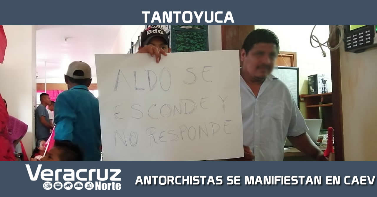 ANTORCHISTAS SE MANIFIESTAN EN CAEV