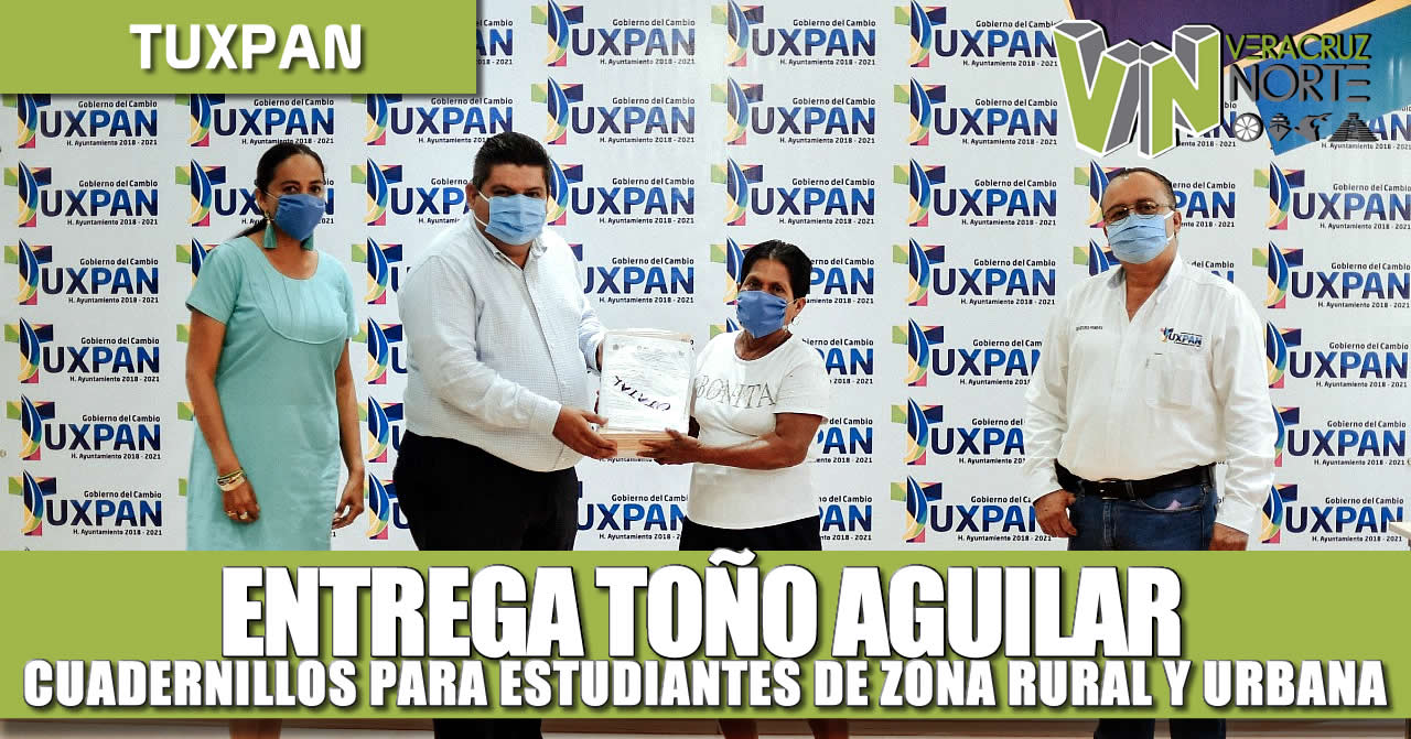 Entrega Toño Aguilar Cuadernillos de estudios para los niños de zona rural y urbana.