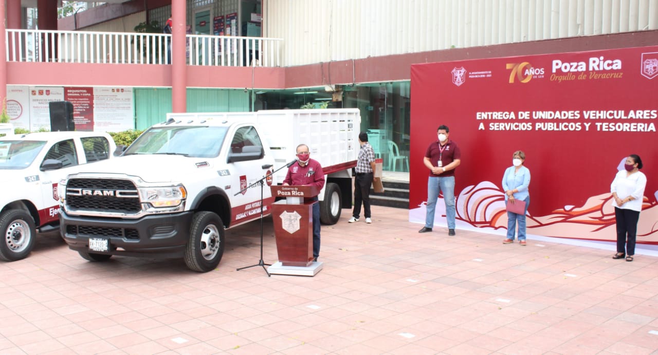 BENEFICIOS POR CASI $ 7 MILLONES DE PESOS ENTREGA ALCALDE EN MARATÓNICAS ACTIVIDADES PÚBLICAS