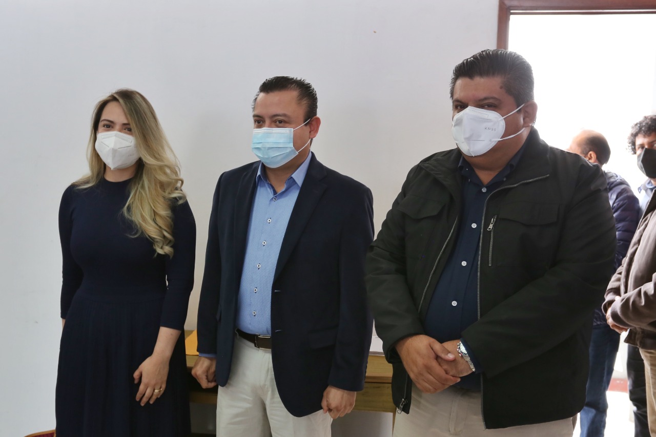 PANISTAS ELIGEN A PEPE MANCHA COMO SU CANDIDATO A LA PRESIDENCIA MUNICIPAL