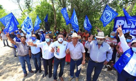 Pepe Mancha redoblará esfuerzos para atender el problema del agua en Tuxpan