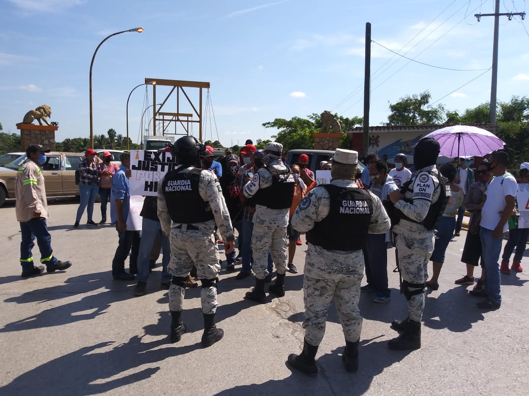 SE MANIFIESTAN EN PANUCO VERACRUZ CONTRA ACTOS DE LA FUERZA CIVIL