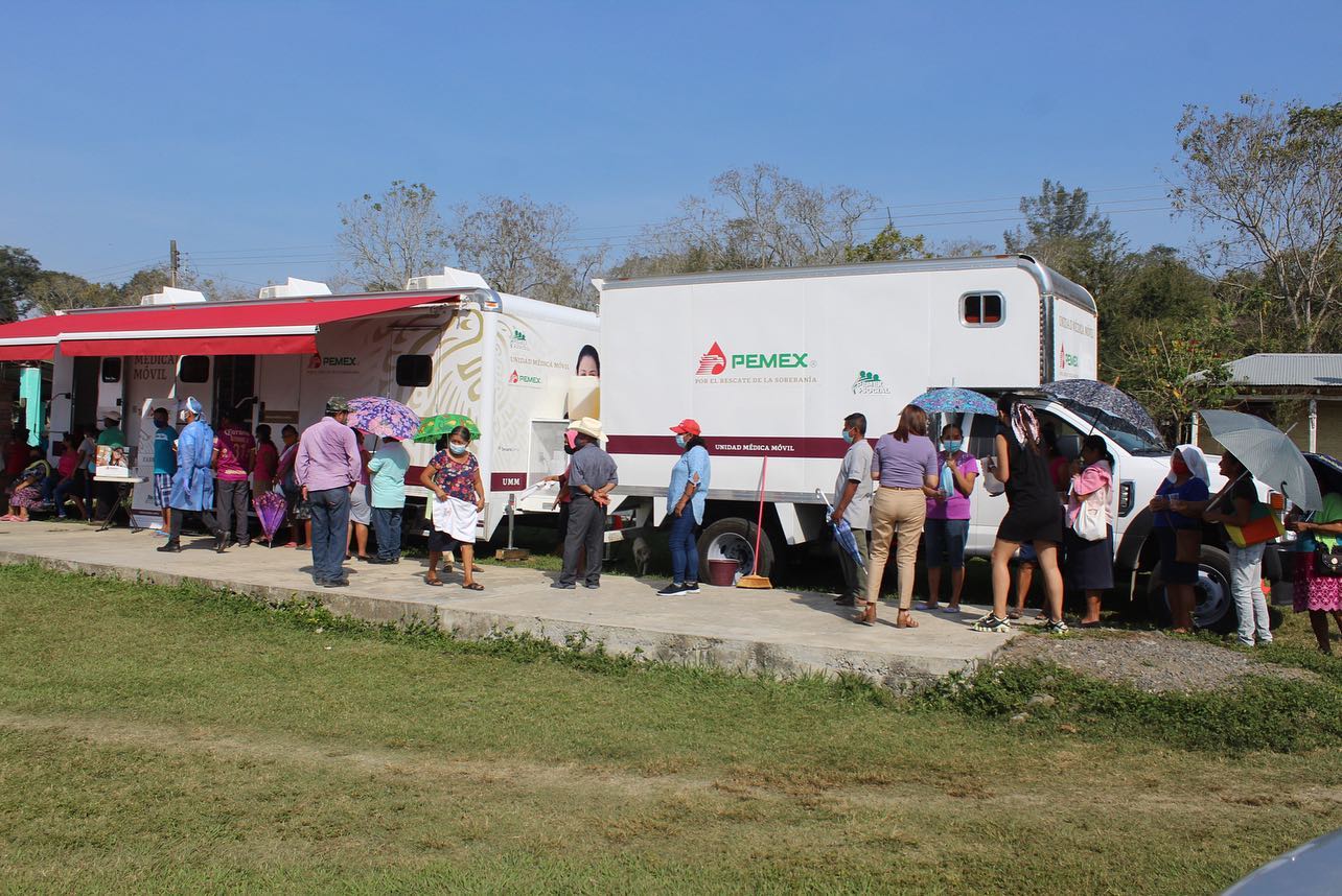 Chontla: Unidad Médica Móvil de Pemex