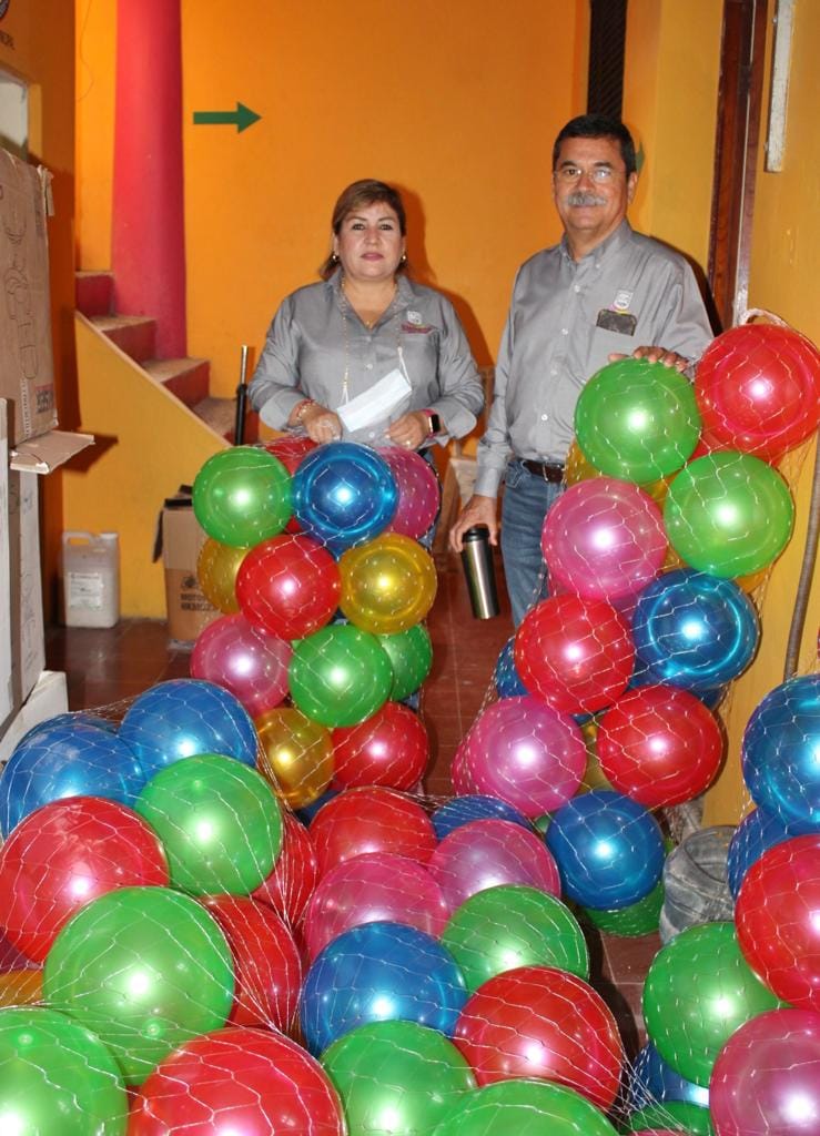 Ozuluama: Donación de regalos para el Día del Niño