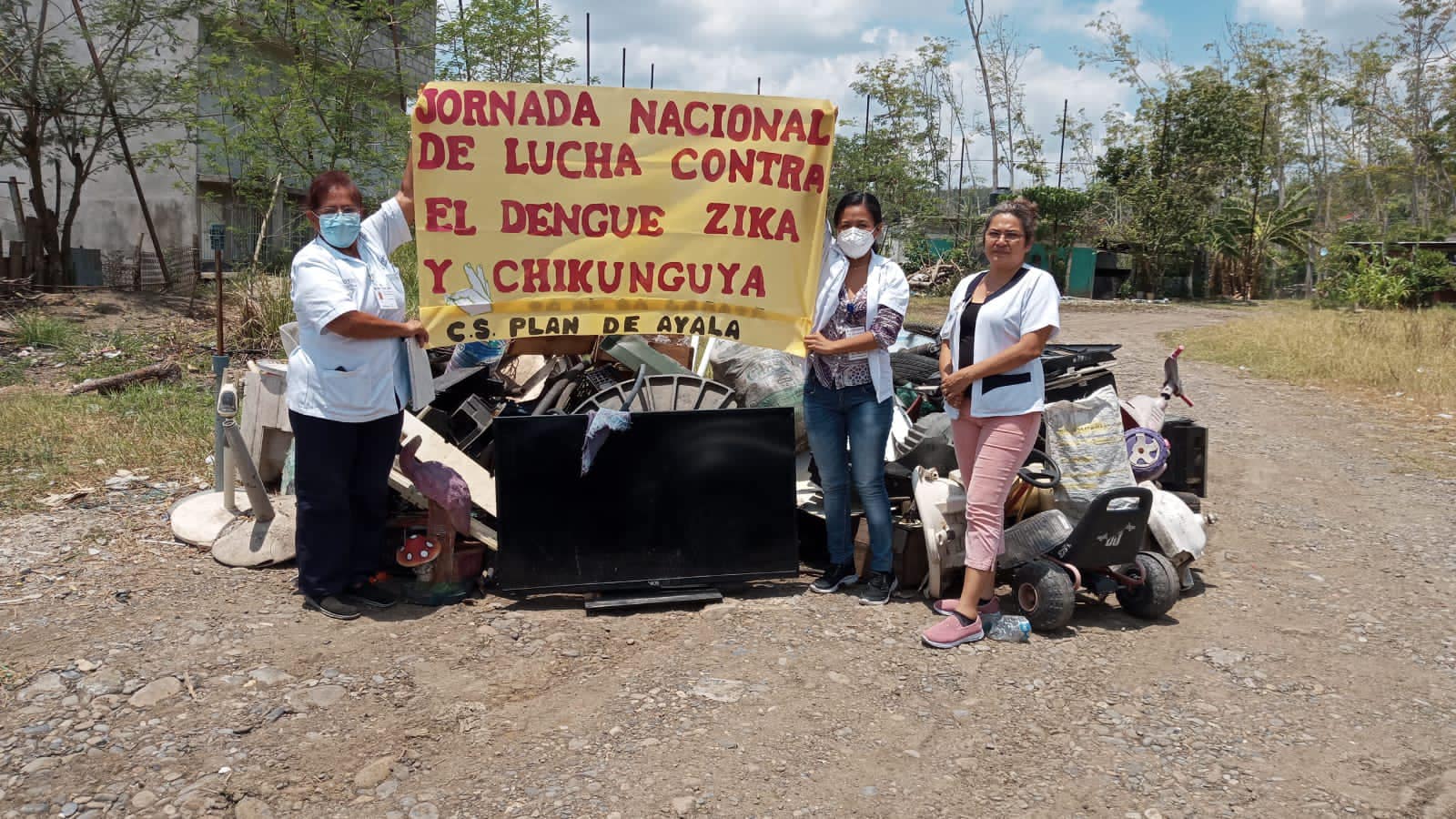 Tihuatlán: Avanza campaña de descacharrización