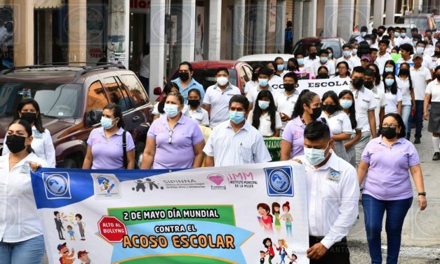 Tantoyuca: Celebran autoridades con marcha y pláticas del Día Mundial contra el Acoso Escolar
