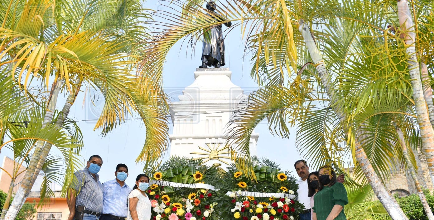 Tantoyuca: Autoridades recuerdan natalicio de Don Miguel Hidalgo y Costilla