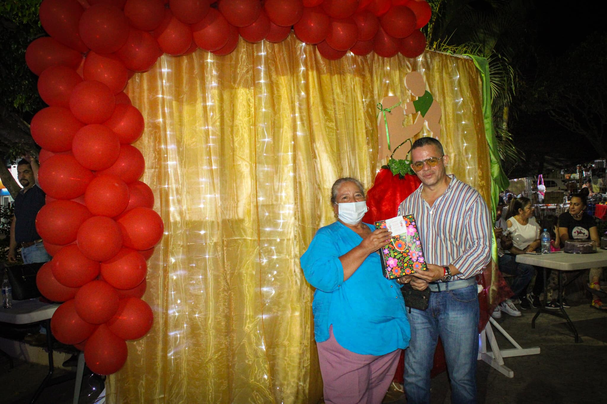 Cerro Azul: Festejo del día de las madres 2022