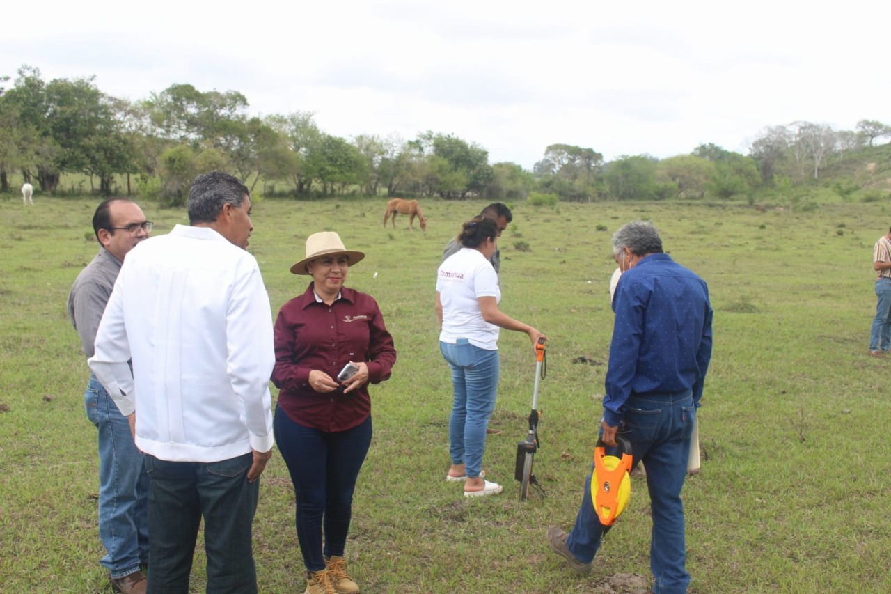 Lupita Rodríguez, gestiona relleno sanitario para Tamiahua