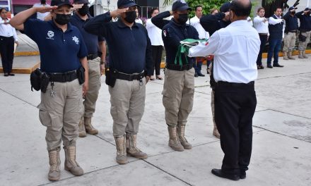 Naranjos: Izamiento de bandera conmemorativo del 5 de Mayo