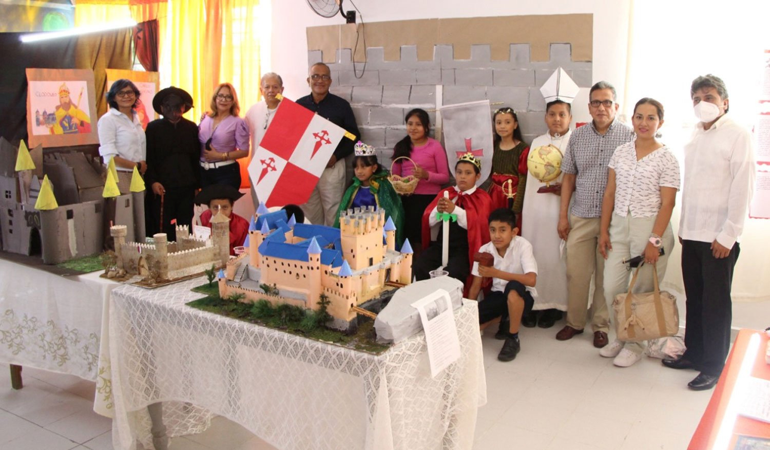 Coatzintla: Inauguración de un Museo Histórico de la Edad Media en la primaria federalizada «Amado Nervo»