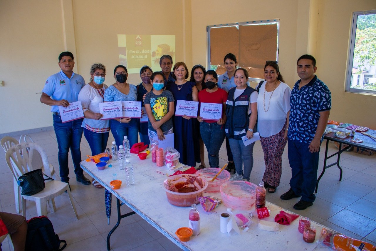 Álamo: Fabricación de jabón a partir de aceite de cocina quemado