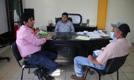 Ozuluama: Reunión con transportista de la Isla Juan A. Ramírez