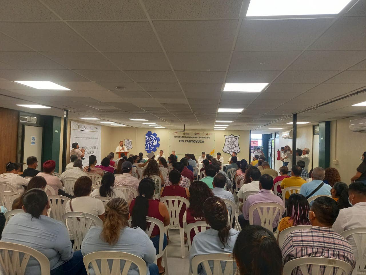 Platón Sánchez: Curso «Funcionamiento básico de la biblioteca pública»