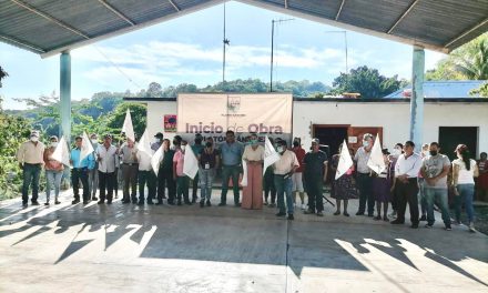 Platón Sánchez: Banderazo de inicio de obra de construcción de muro de contención en la localidad Tlalpani