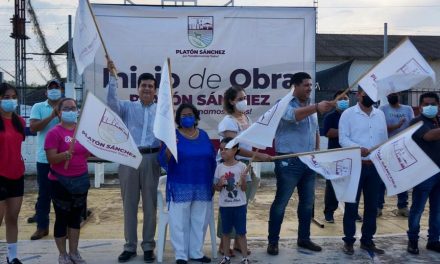 Platón Sánchez: Banderazo de inicio de obra «Construcción de Techado de Espacio Público Multideportivo»