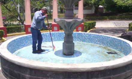 Chontla: Rehabilitación integral del mejoramiento del alumbrado público, áreas verdes y recreativas del parque municipal