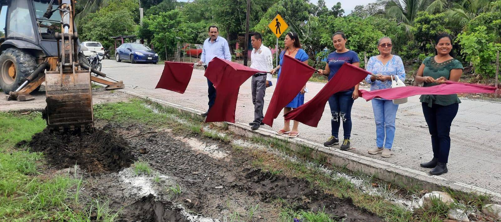 Cazones: Banderazo de inicio de obras en Reforma de Herrera, Cerro Verde y Rancho Palmas