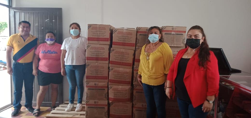 Citlaltépetl: Presidente del DIF entrega desayunos calientes en escuelas