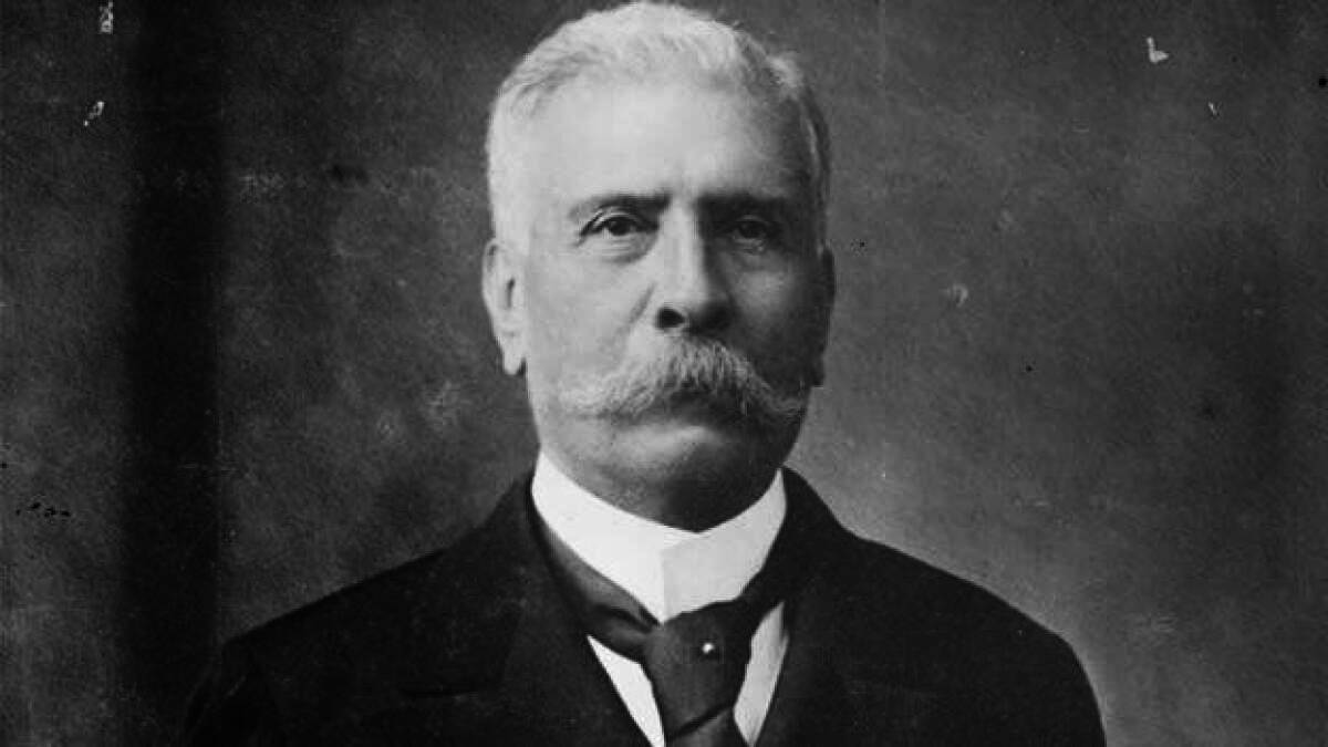 Gutiérrez Zamora: Un día como hoy pero en 1915, falleció el General Porfirio Díaz