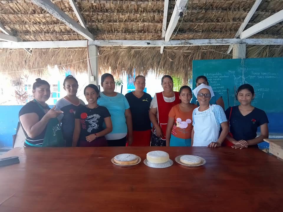 Ozuluama: Actividades del curso de repostería