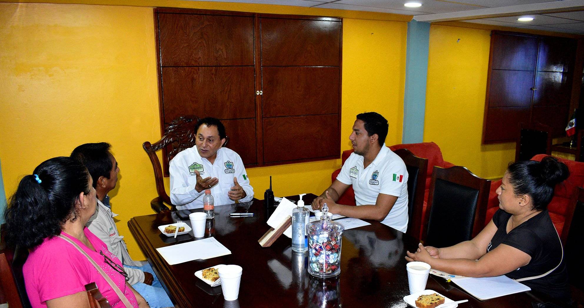 Naranjos: Reunión con junta de mejoras de la Col. Tierra y Libertad
