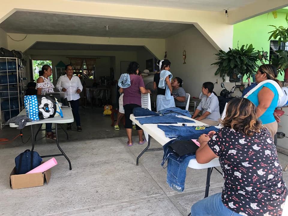 Ozuluama: Taller básico de costura en tu colonia