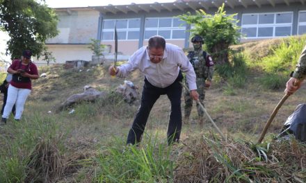 Gobierno de Tuxpan y dependencias de los 3 niveles de gobierno se suman a la limpieza y mantenimiento de escuelas