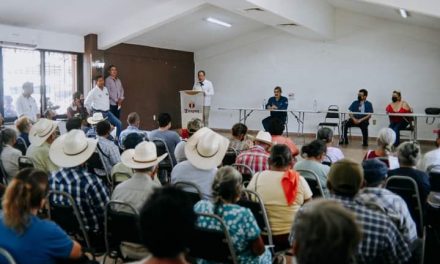 Tuxpan: Entregan certificados agrarios a campesinos de varios municipios