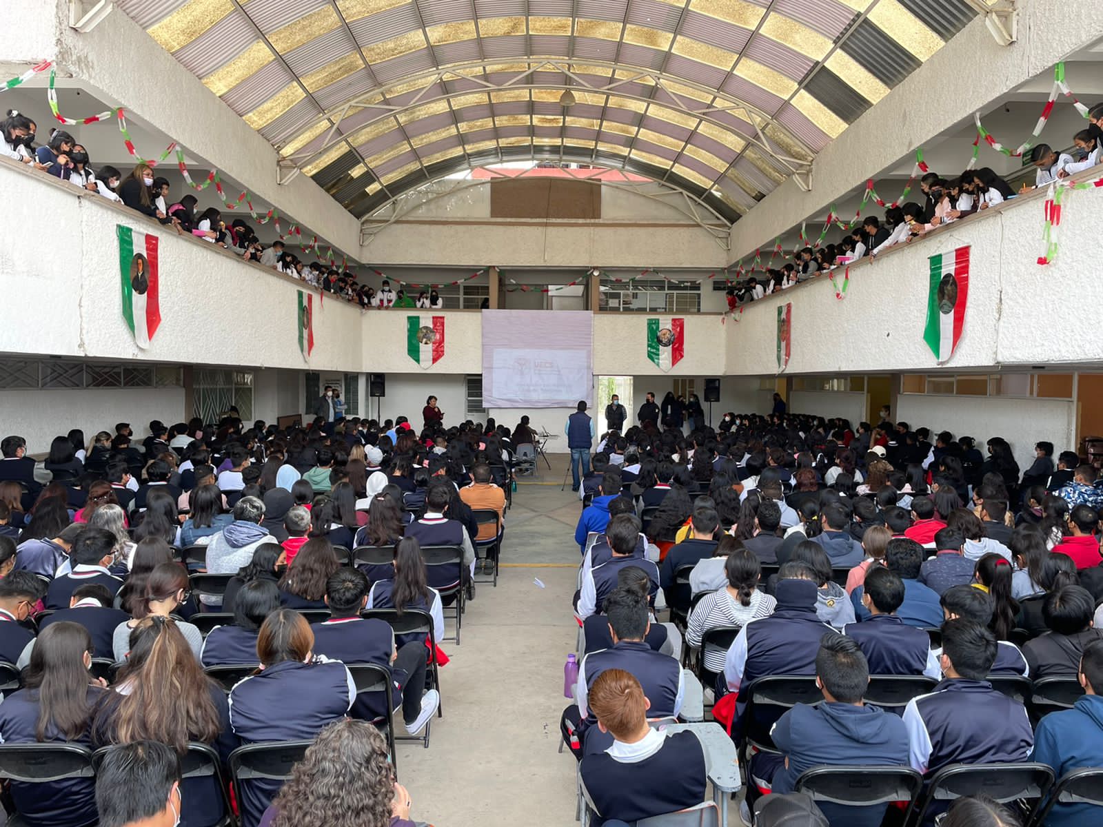 UECS capacita a plantel educativo en prevención al secuestro y engaño telefónico